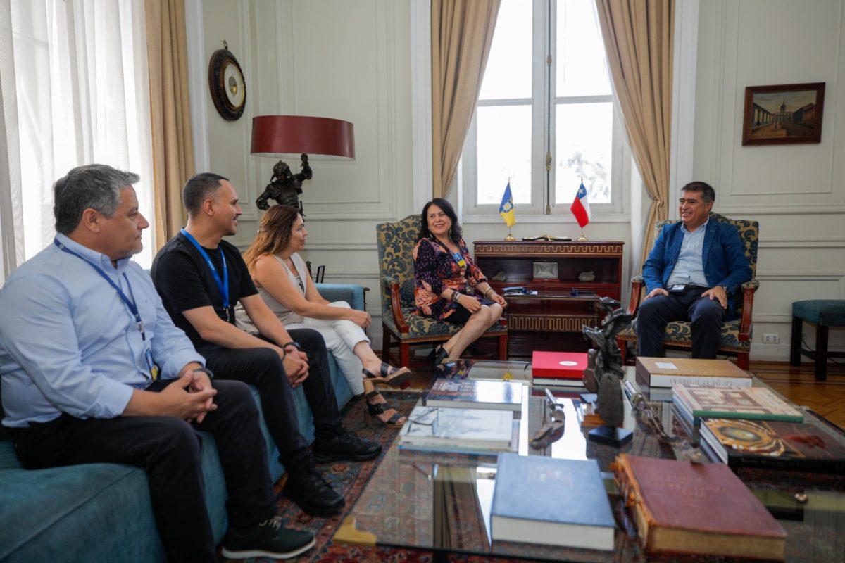 Saludo protocolar nueva directiva APROTEC